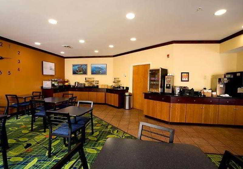 Fairfield Inn & Suites Traverse City Exterior foto
